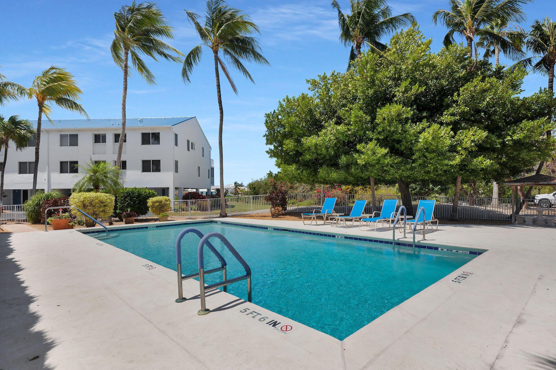 95 Coco Plum Drive, Unit 2D, Marathon, FL 33050 Photo