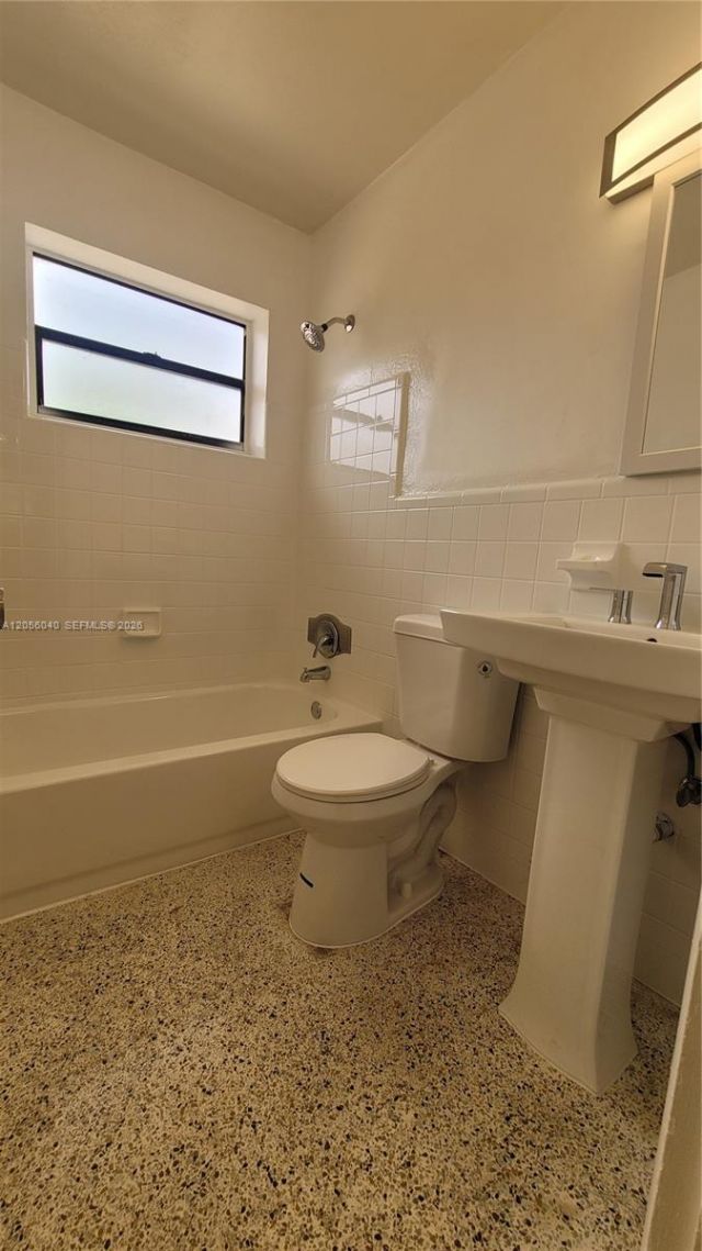 34 E 21st St , Unit 19, Hialeah, FL 33010 Photo