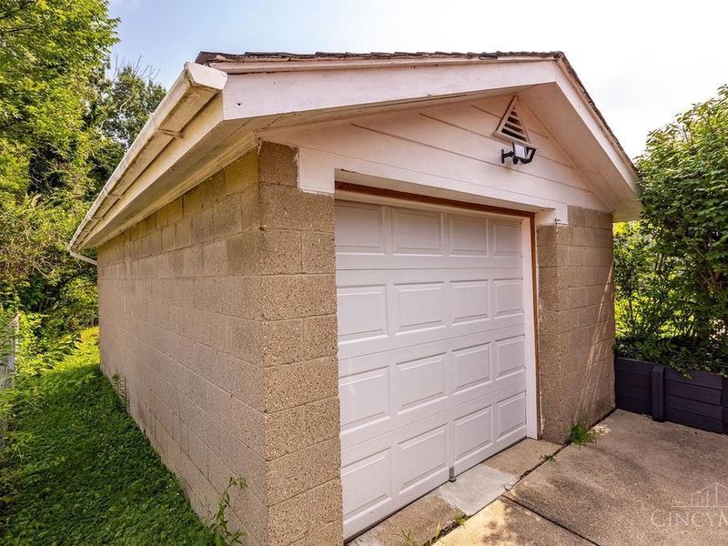 1472 Foxwood Drive, North College Hill, OH 45231 Photo 39