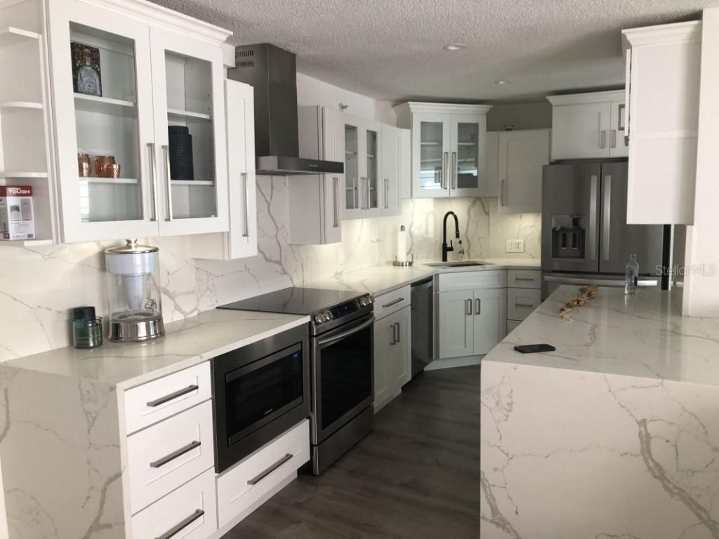 3315 58th Avenue S, Unit 416, Saint Petersburg, FL 33712 Photo