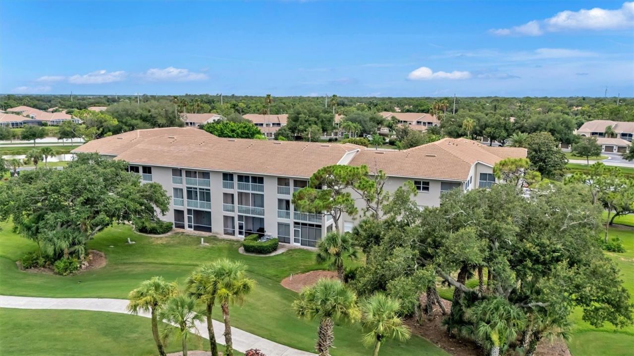 9620 Club South Circle, Unit 5107, Sarasota, FL 34238 Photo