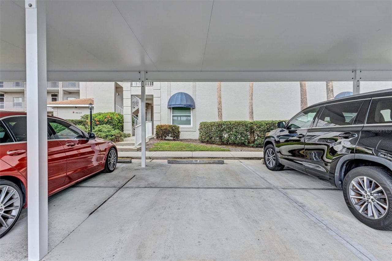 9620 Club South Circle, Unit 5107, Sarasota, FL 34238 Photo