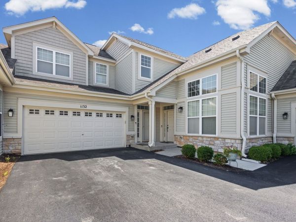 1132 Foxridge Lane , Aurora, IL 60502