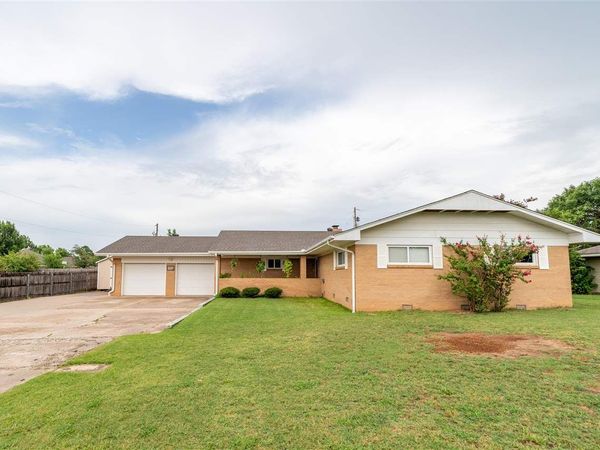 1707 N Jardot Road, Stillwater, OK 74075