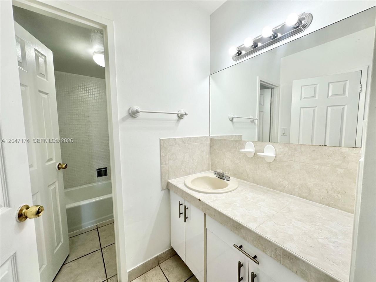 100 Lincoln Rd , Unit 1031, Miami Beach, FL 33139 Photo