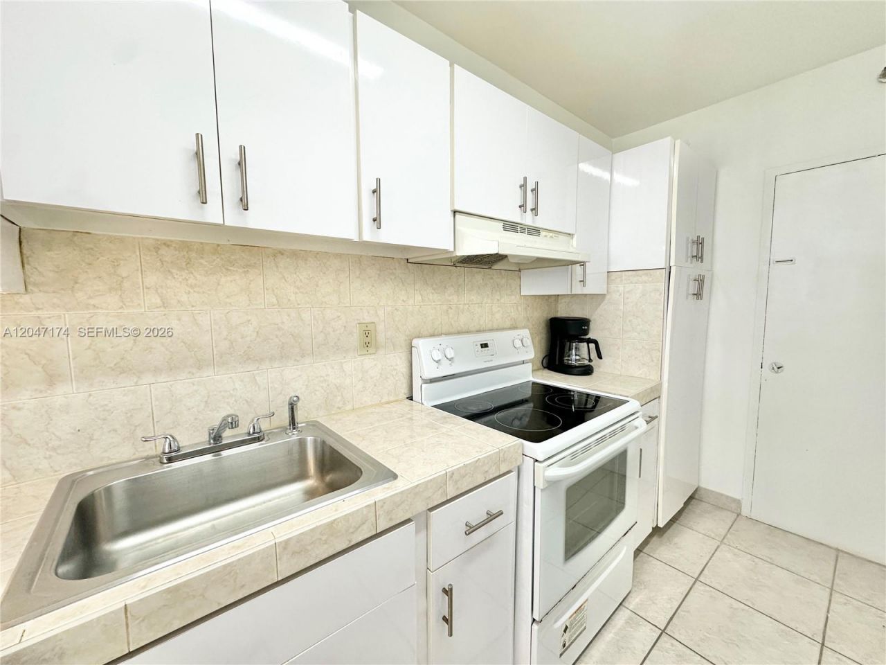 100 Lincoln Rd , Unit 1031, Miami Beach, FL 33139 Photo