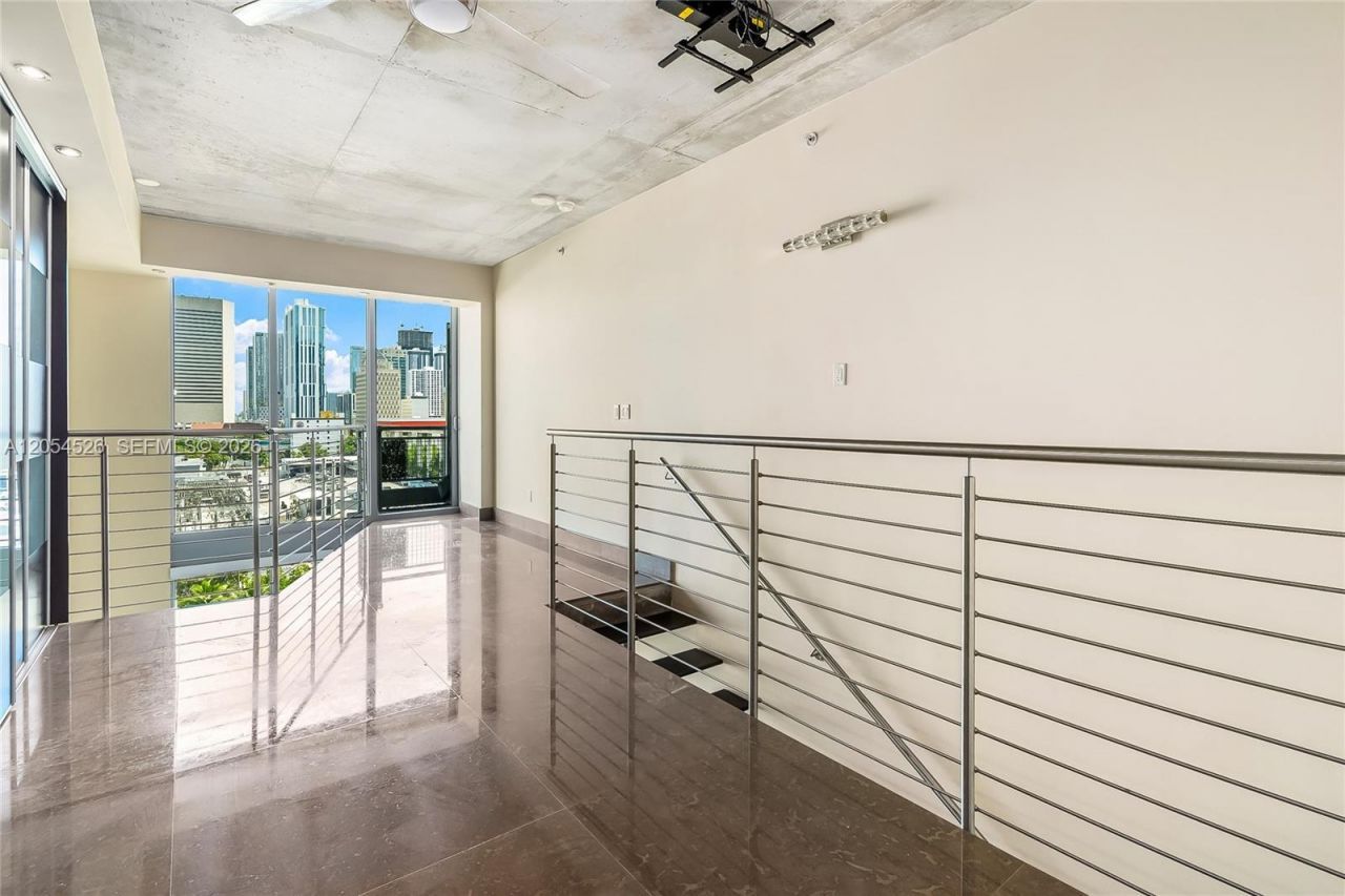 690 SW 1st Ct, Unit 1019, Miami, FL 33130 Photo