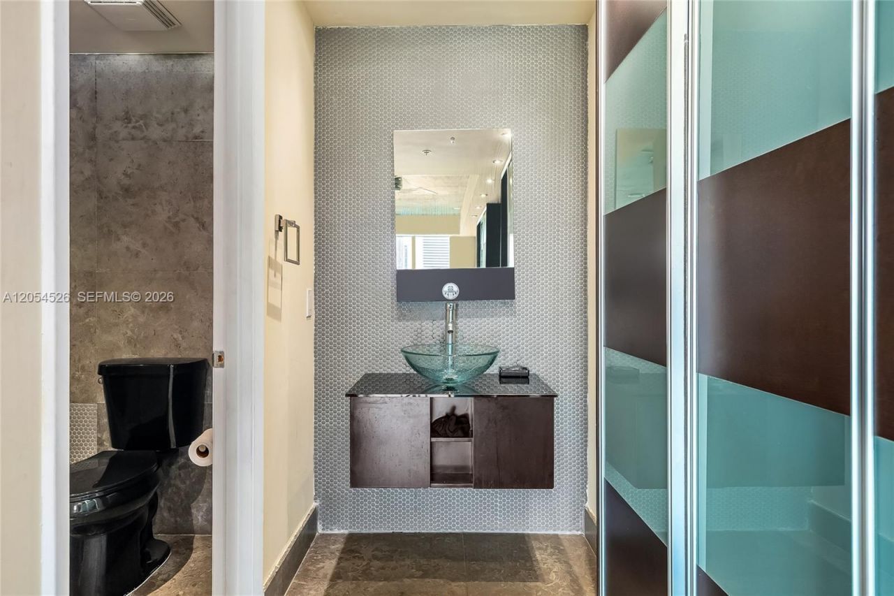 690 SW 1st Ct, Unit 1019, Miami, FL 33130 Photo