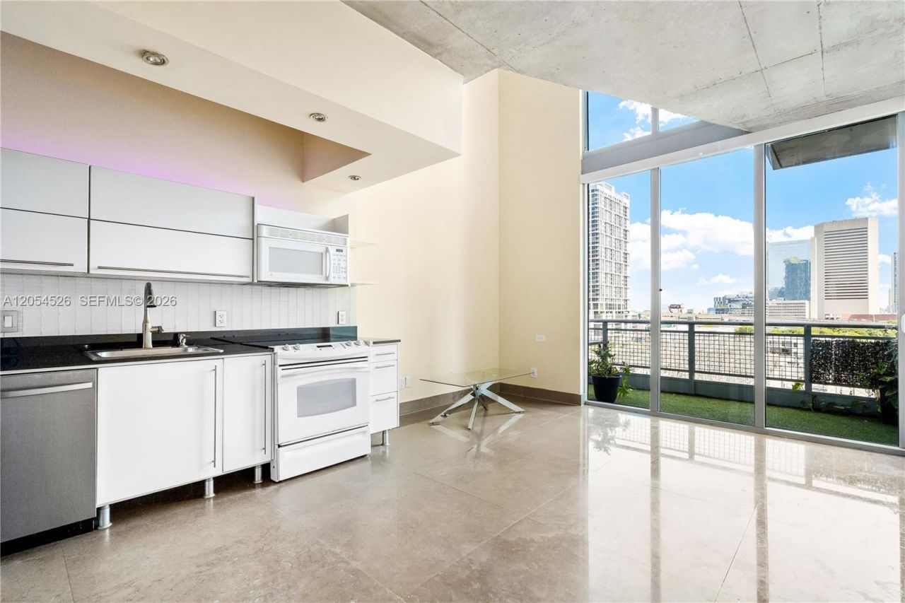 690 SW 1st Ct, Unit 1019, Miami, FL 33130 Photo