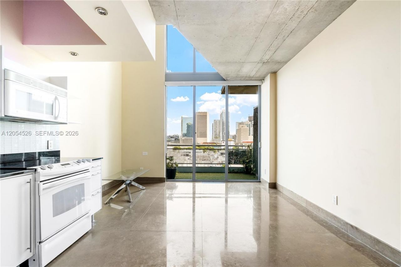 690 SW 1st Ct, Unit 1019, Miami, FL 33130 Photo