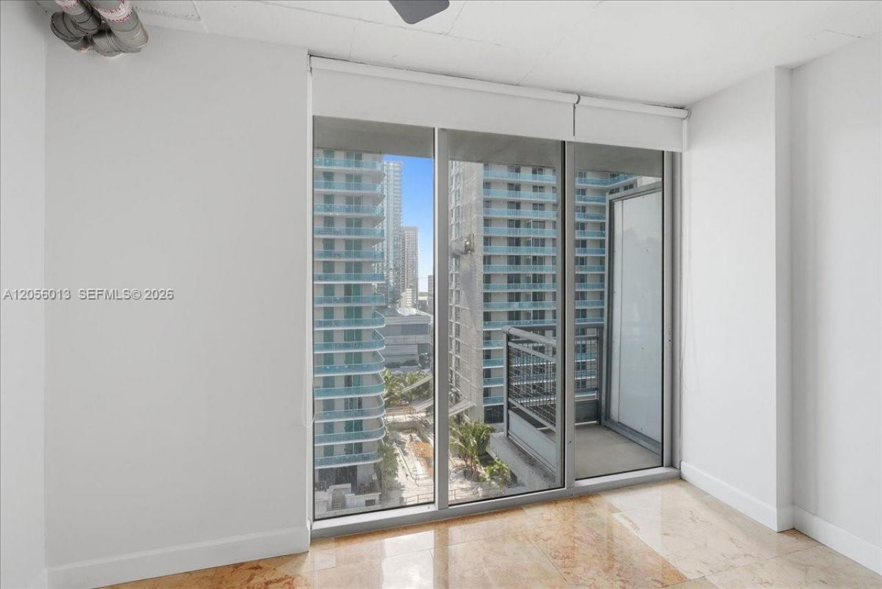 690 SW 1st Ct, Unit 2306, Miami, FL 33130 Photo