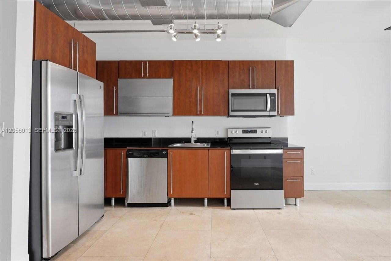 690 SW 1st Ct, Unit 2306, Miami, FL 33130 Photo