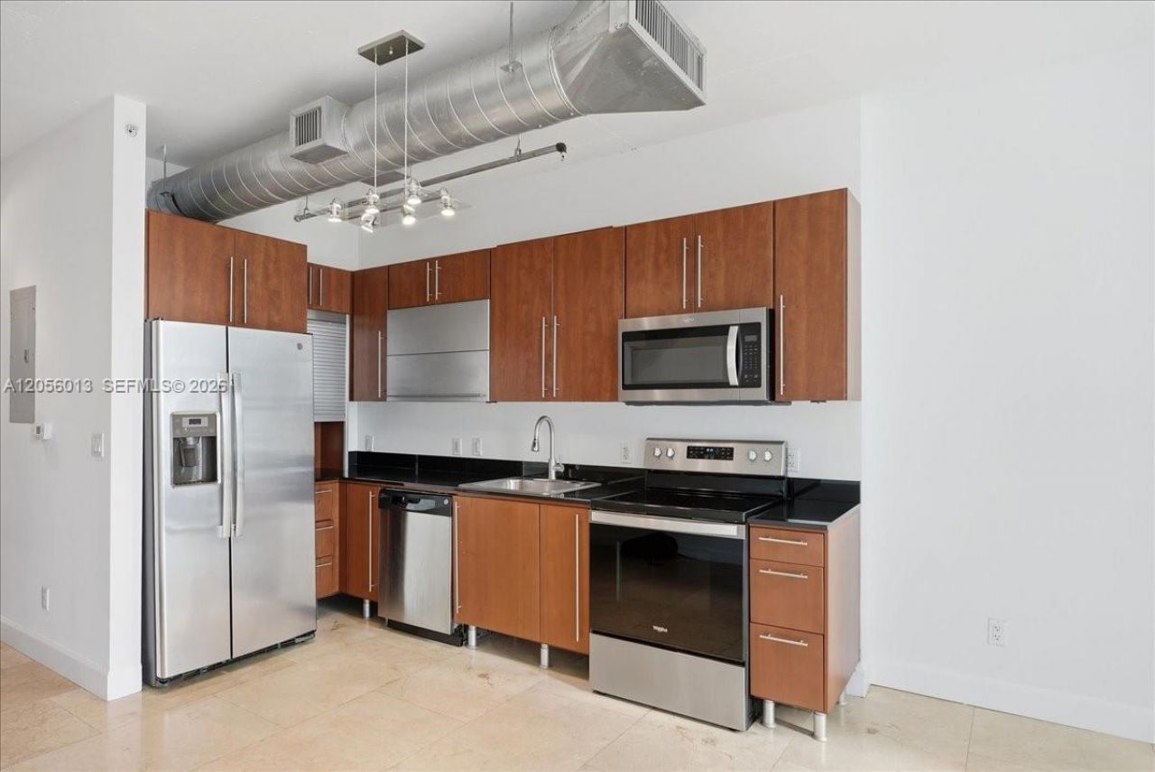 690 SW 1st Ct, Unit 2306, Miami, FL 33130 Photo