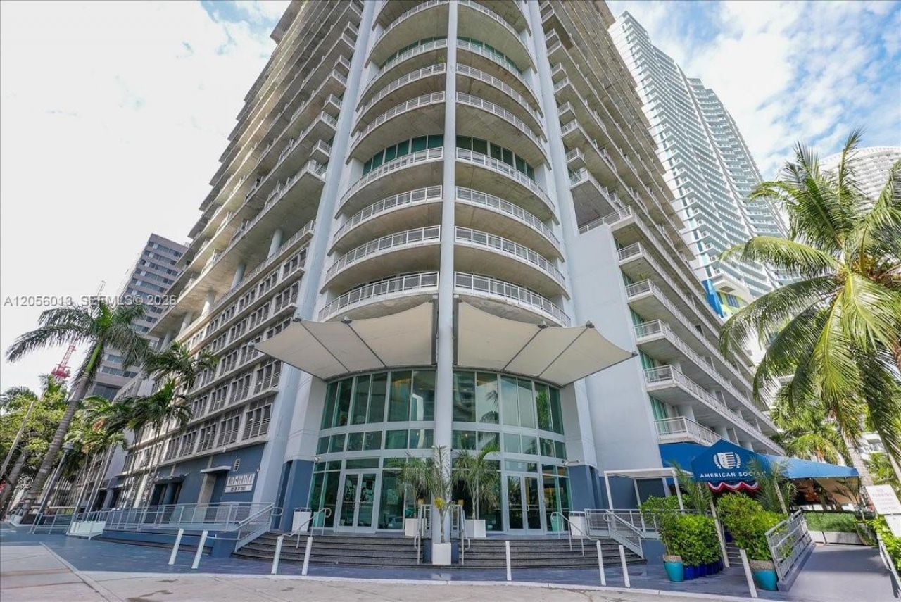 690 SW 1st Ct, Unit 2306, Miami, FL 33130 Photo