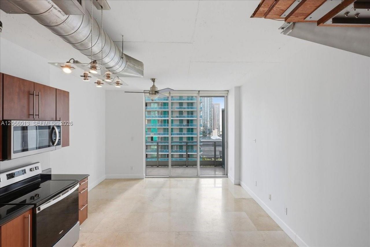 690 SW 1st Ct, Unit 2306, Miami, FL 33130 Photo