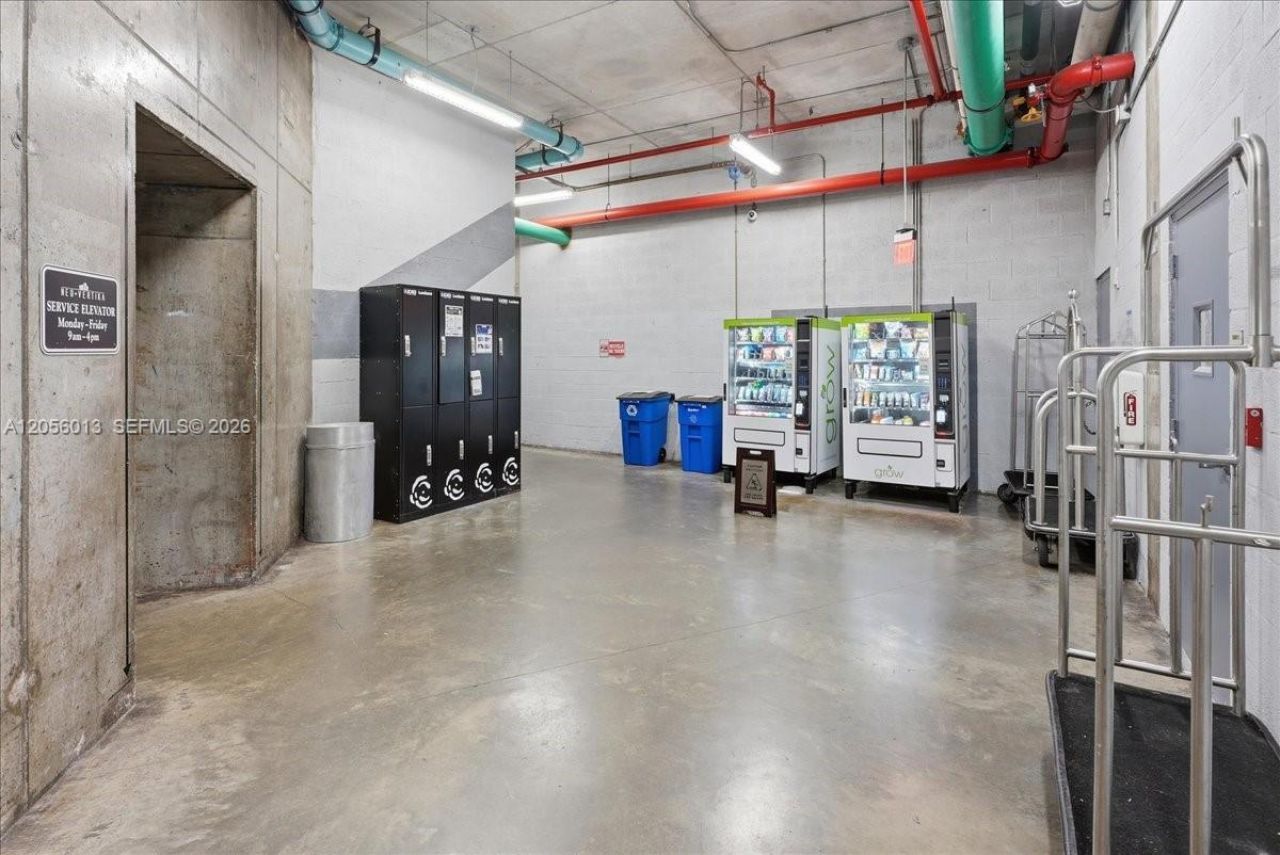 690 SW 1st Ct, Unit 2306, Miami, FL 33130 Photo