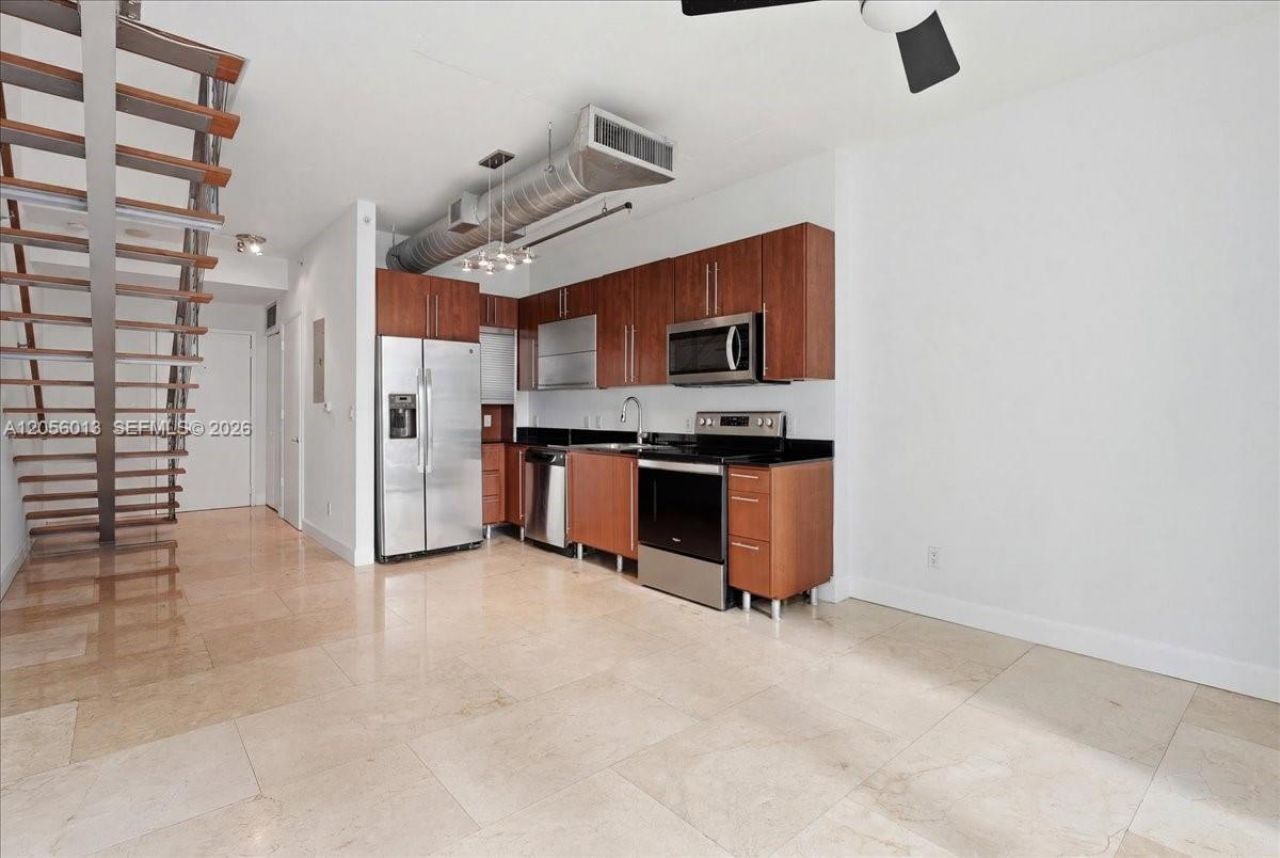 690 SW 1st Ct, Unit 2306, Miami, FL 33130 Photo