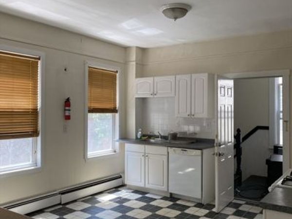 214 Broadway, Unit 3, Cambridge, MA 02139
