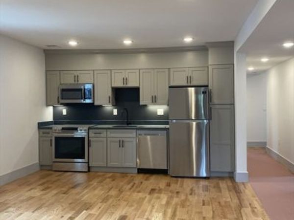 288 Columbia St, Unit 1, Cambridge, MA 02141