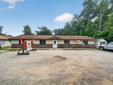 8098 N State Road 23 Road, Walkerton, IN 46574