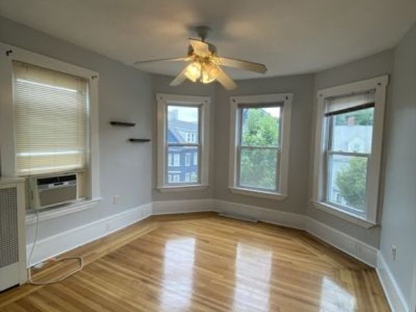 254 Western Ave, Unit 3, Cambridge, MA 02139