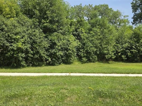 39668 Dequindre Road , Sterling Heights, MI 48310
