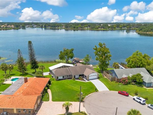 884 W LAKE HOLDEN POINT, ORLANDO, FL 32805