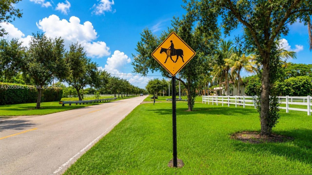 5301 SW 178th Ave, Southwest Ranches, FL 33331 Photo