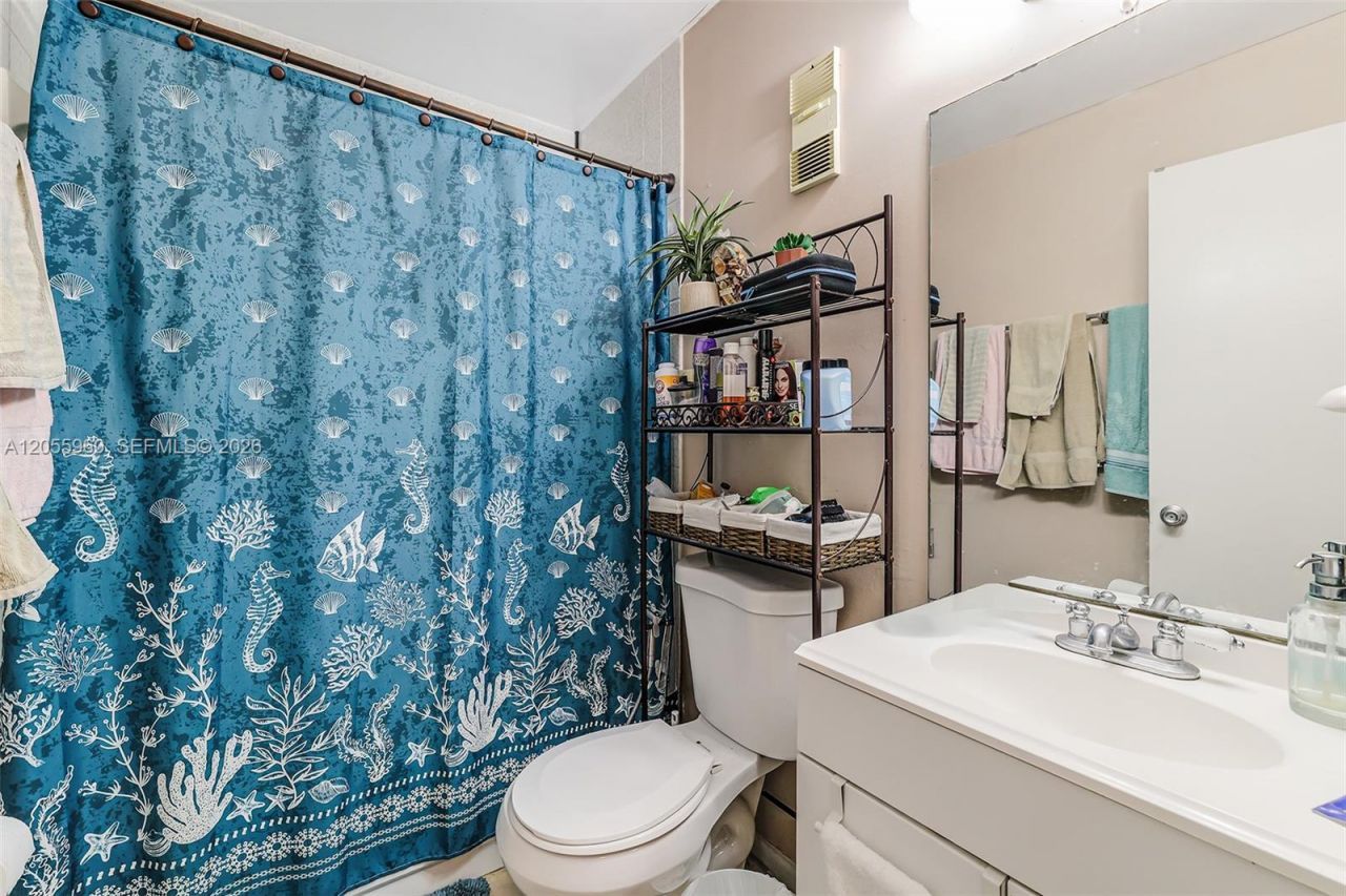 9732 Hammocks Blvd, Unit 203-17, Miami, FL 33196 Photo