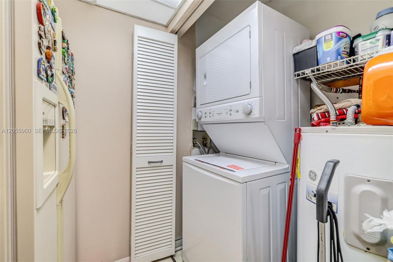 9732 Hammocks Blvd, Unit 203-17, Miami, FL 33196 Photo