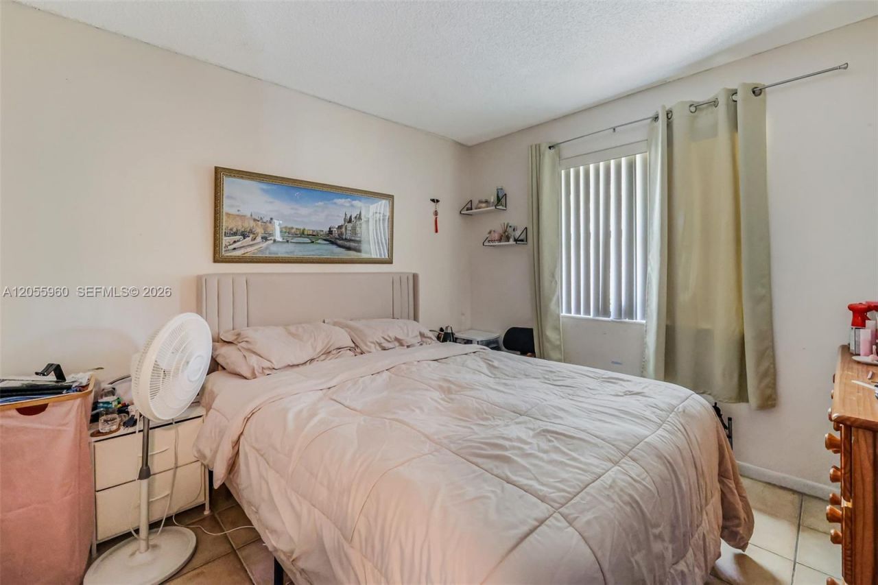 9732 Hammocks Blvd, Unit 203-17, Miami, FL 33196 Photo