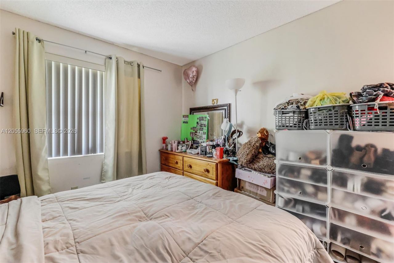 9732 Hammocks Blvd, Unit 203-17, Miami, FL 33196 Photo