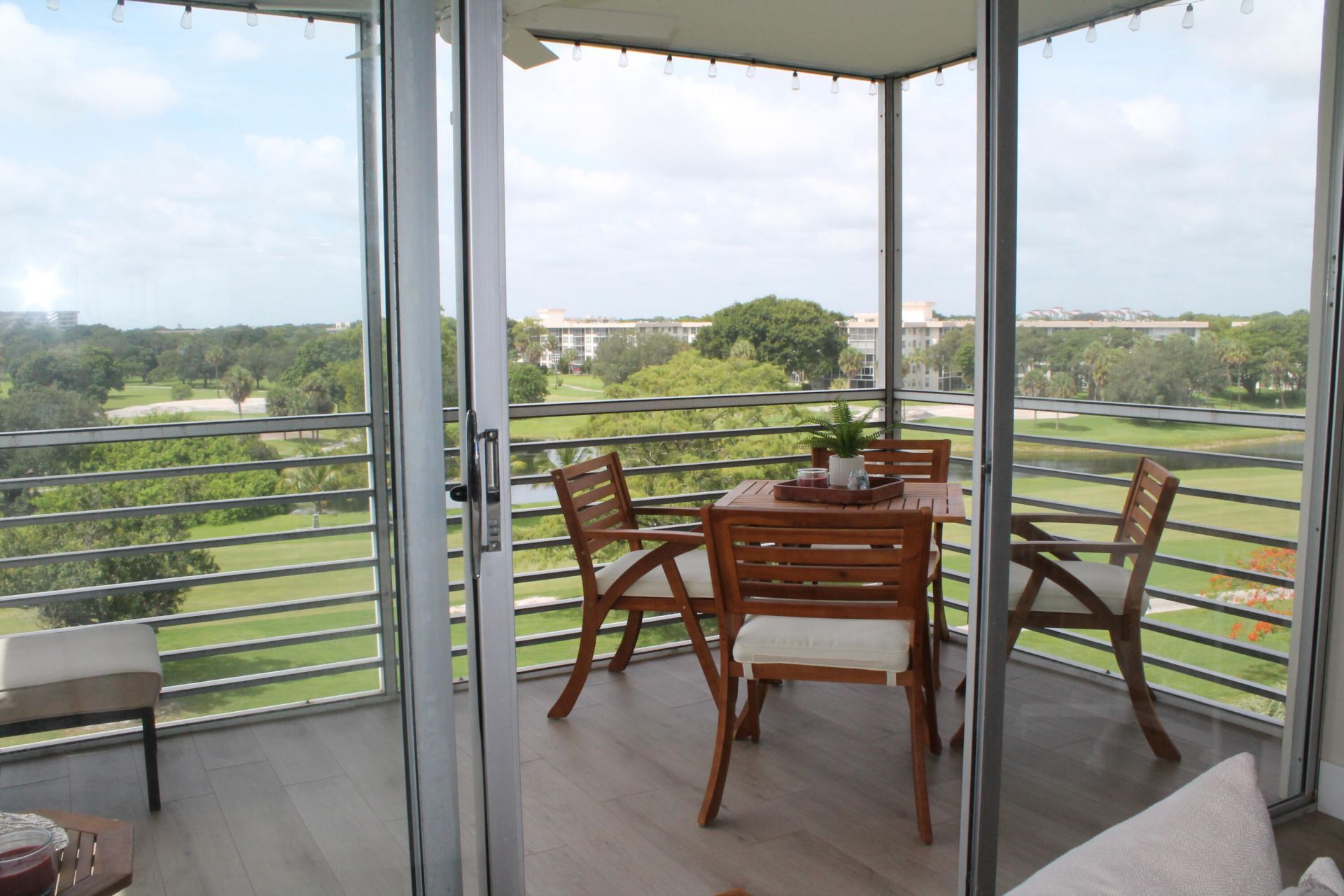 3520 Oaks Way, Unit 607, Pompano Beach, FL 33069 Photo