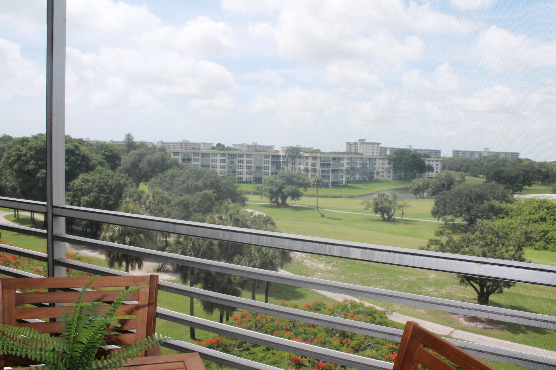 3520 Oaks Way, Unit 607, Pompano Beach, FL 33069 Photo