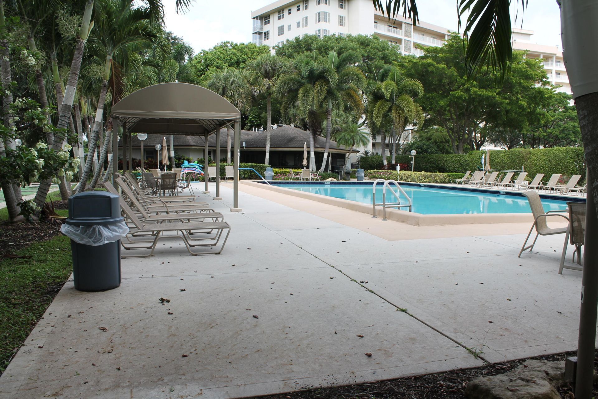 3520 Oaks Way, Unit 607, Pompano Beach, FL 33069 Photo