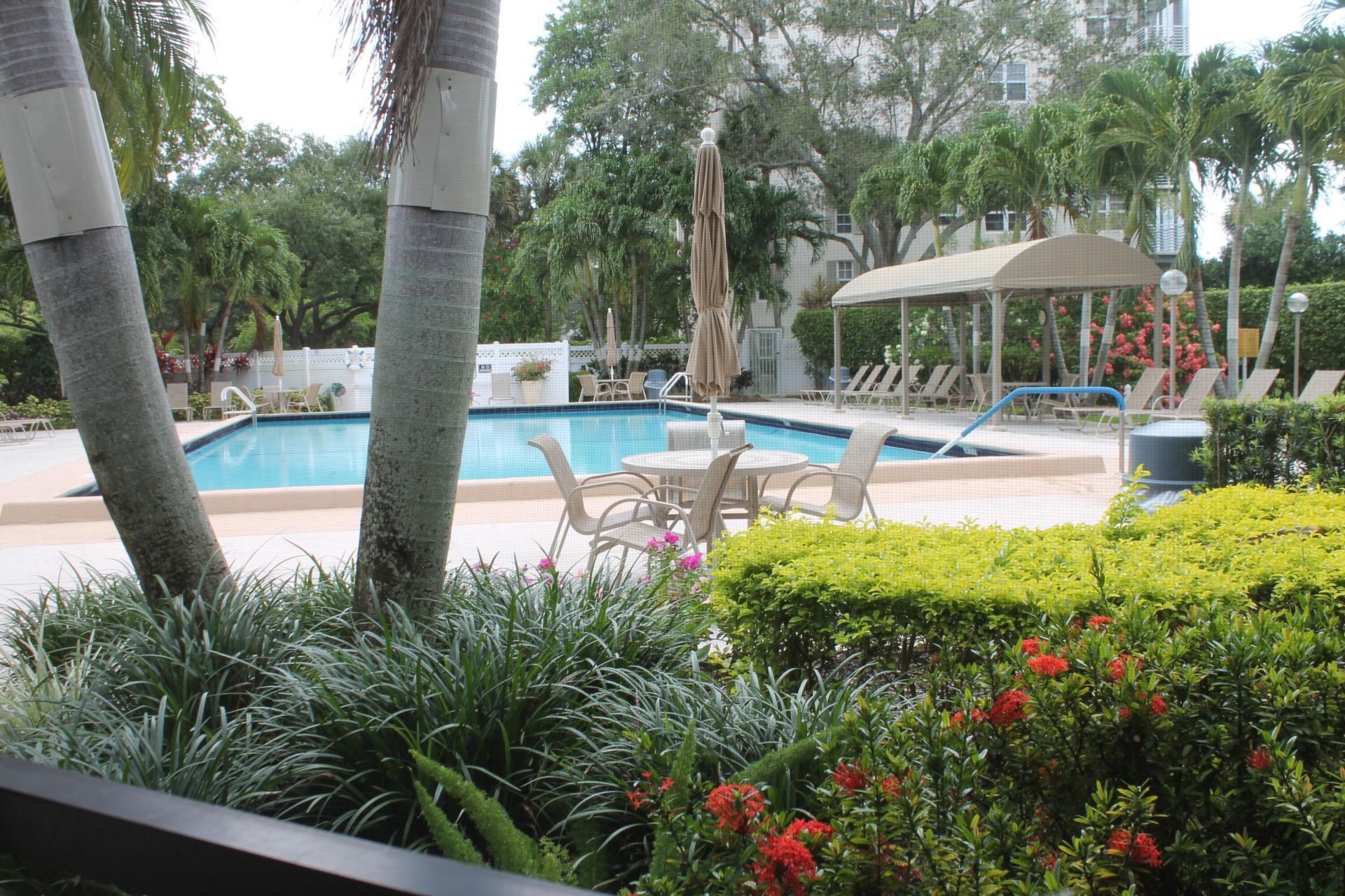 3520 Oaks Way, Unit 607, Pompano Beach, FL 33069 Photo