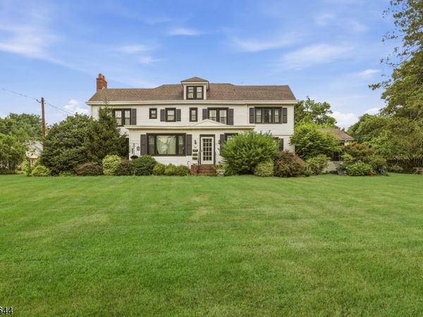 56 Mount Airy Rd, Unit 1, Bernardsville, NJ 07924