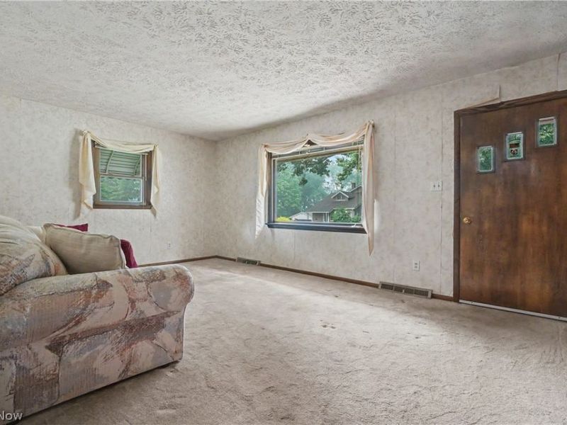 508 Loomis Avenue, Cuyahoga Falls, OH 44221 Photo 10