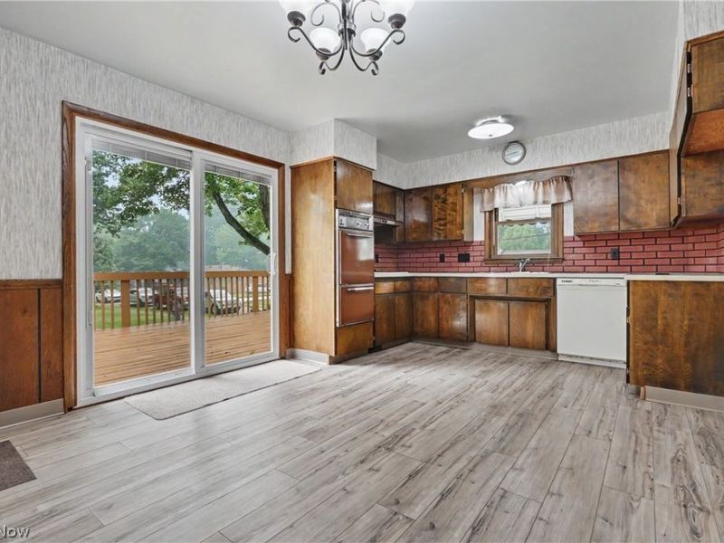 508 Loomis Avenue, Cuyahoga Falls, OH 44221 Photo 6