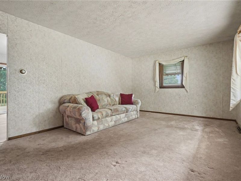 508 Loomis Avenue, Cuyahoga Falls, OH 44221 Photo 9