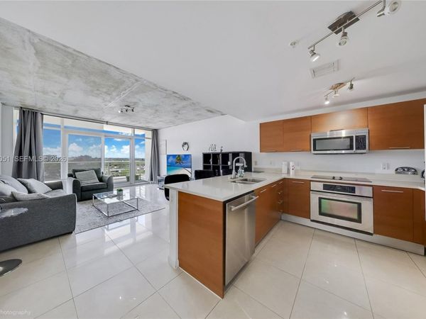 Unit 811, Miami, FL 33137