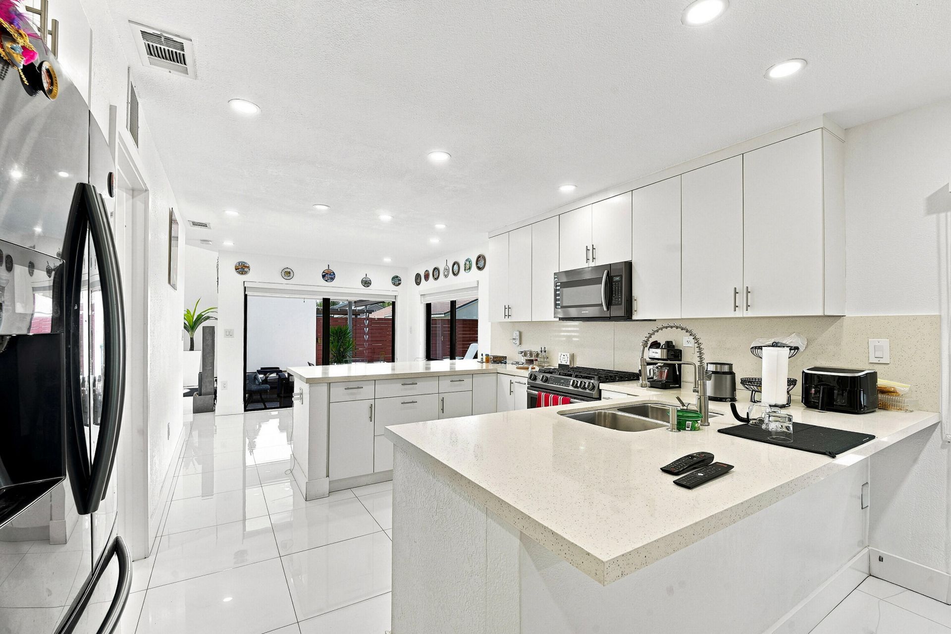19242 NW 89th Avenue, Hialeah, FL 33018 Photo