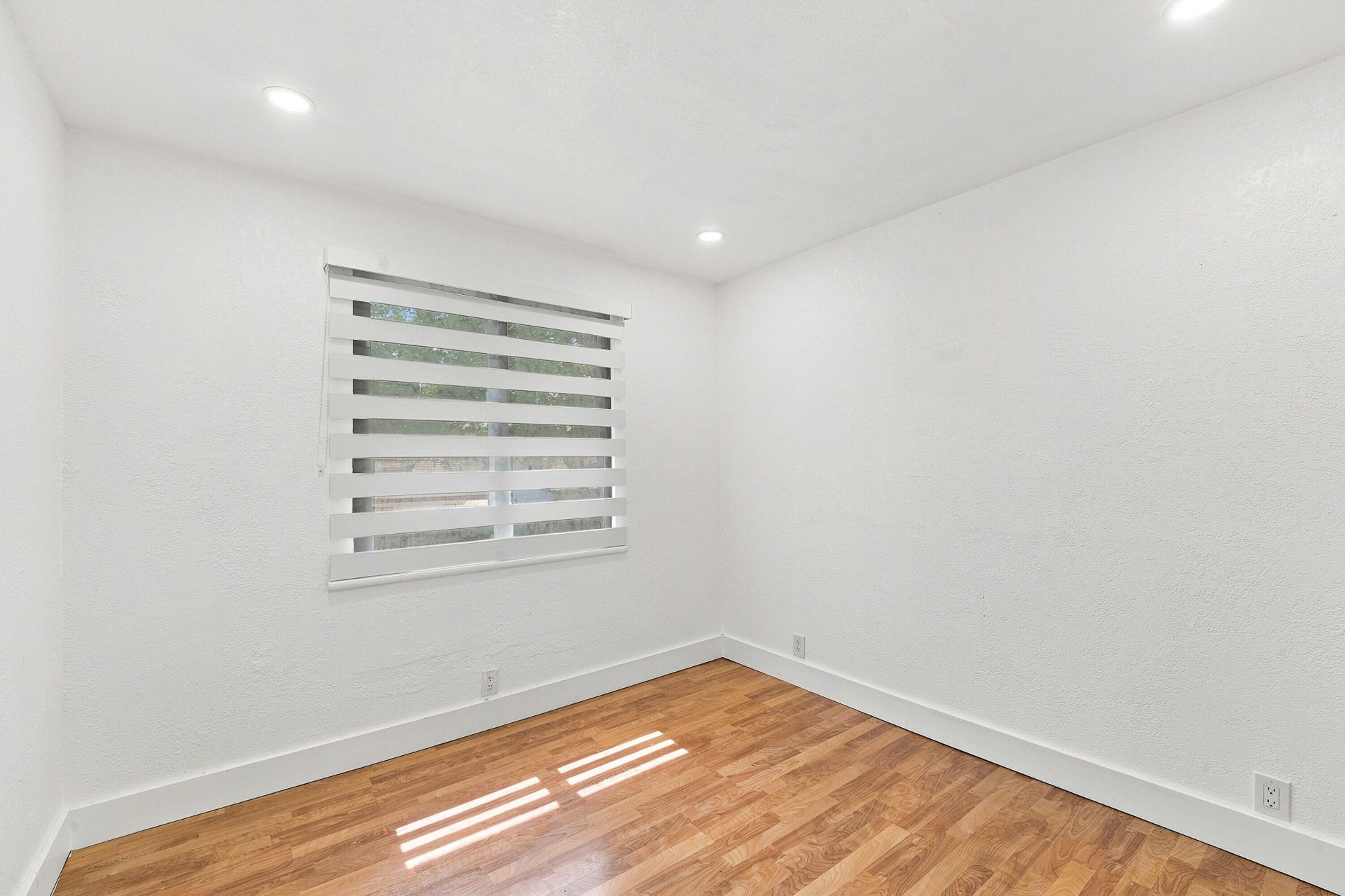 19242 NW 89th Avenue, Hialeah, FL 33018 Photo