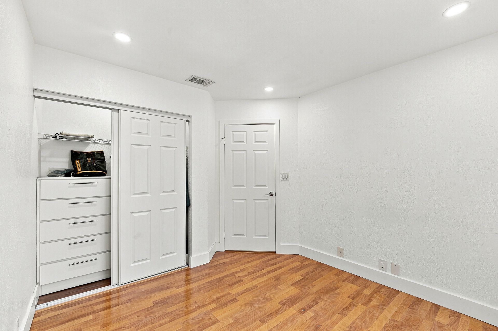 19242 NW 89th Avenue, Hialeah, FL 33018 Photo