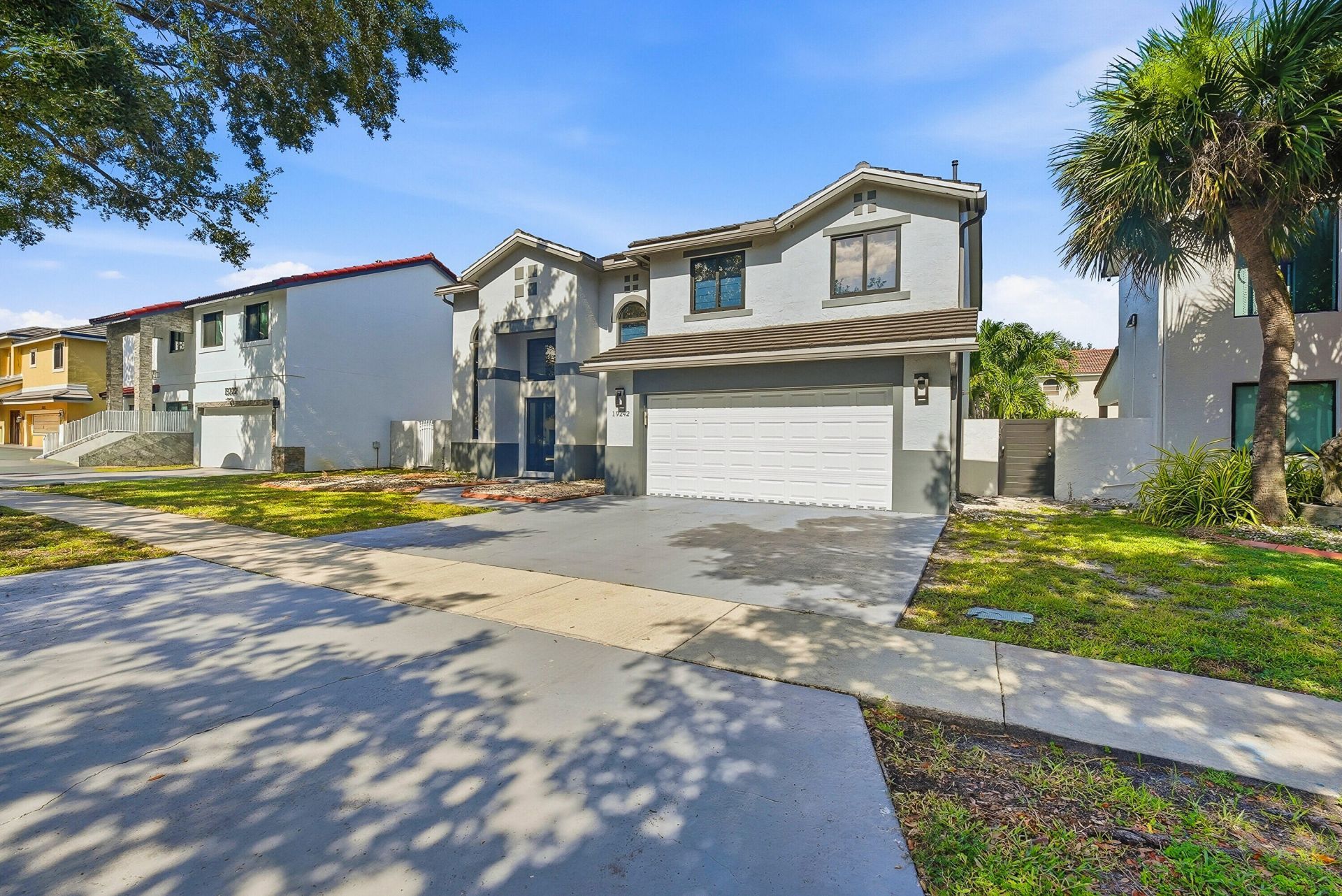 19242 NW 89th Avenue, Hialeah, FL 33018 Photo