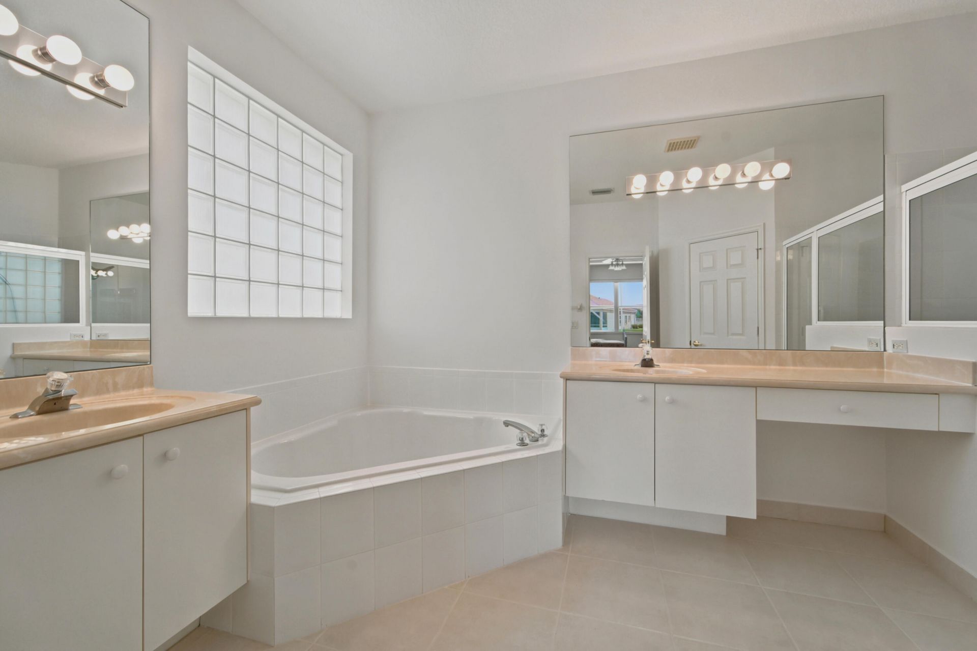 7216 Cataluna Circle, Delray Beach, FL 33446 Photo