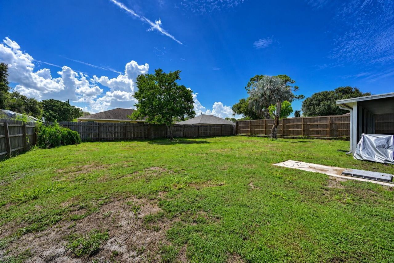 4703 Myrtle Drive, Fort Pierce, FL 34982 Photo