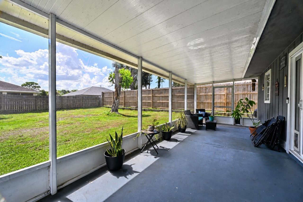 4703 Myrtle Drive, Fort Pierce, FL 34982 Photo