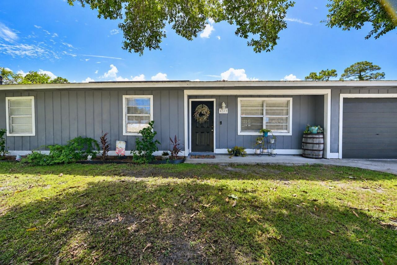 4703 Myrtle Drive, Fort Pierce, FL 34982 Photo