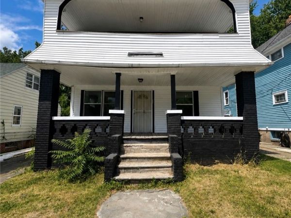 9901 Heath Avenue , Cleveland, OH 44104